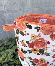 Load image into Gallery viewer, Makeup Bag/Orange Blossoms