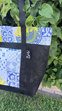 Load image into Gallery viewer, La Dulce Vita Tote bag w/Silk Tie