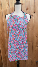 Load image into Gallery viewer, Isas Apron/ Flowers Blue lining