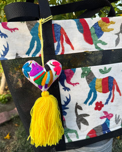 Otomi Mesh Tote bag w/ pompón