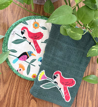 Load image into Gallery viewer, Tortilla Warmer- Los Pájaros/ Green Trim