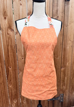Load image into Gallery viewer, Isas Apron/ Orange Blossoms