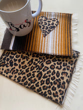 Load image into Gallery viewer, Mug Rug Sarape Reversible Tapetito- Animal/ Cheetah/Leopard Heart