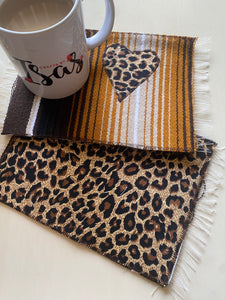 Mug Rug Sarape Reversible Tapetito- Animal/ Cheetah/Leopard Heart
