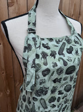 Load image into Gallery viewer, Isas Apron/ Vegtables