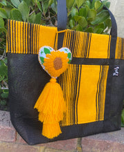 Load image into Gallery viewer, IsasCrafts Sarape mesh tote