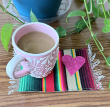 Load image into Gallery viewer, Mug Rug/ Sarape Reversible Tapetito /  Vegetables print/ Pink Heart