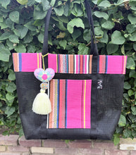 Load image into Gallery viewer, Sarape Mesh Tote Bag/Pink w/pompón