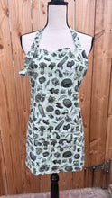Load image into Gallery viewer, Isas Apron/ Vegtables