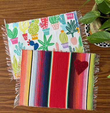 Placemat Sarape Reversible Tapete/ Red Sarape/Nopales Plants