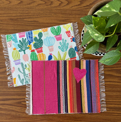 Placemat Sarape Reversible Tapete/ Pink Sarape/Nopales Plants