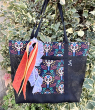 Load image into Gallery viewer, La Calavera Tote bag Teal w/ Ribbons