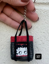 Load image into Gallery viewer, Isas Mini Mesh Bag Keychain