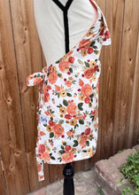 Load image into Gallery viewer, Isas Apron/ Orange Blossoms