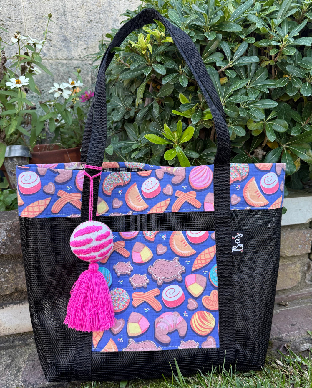Pan Dulce Mesh Tote bag w/ pompón