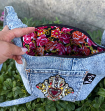 Load image into Gallery viewer, La Denim Bolsita/ Denim Crossbody bag w/Sacred Heart appliqué #9