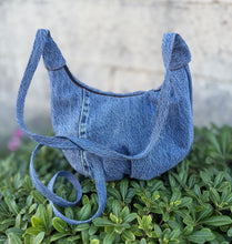 Load image into Gallery viewer, La Denim Bolsita/ Denim Crossbody bag w/flower #10