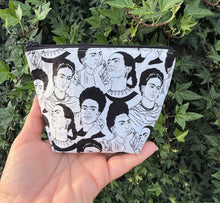 Load image into Gallery viewer, Mini Zipper Pouch/ Frida White