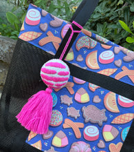 Load image into Gallery viewer, Pan Dulce Mesh Tote bag w/ pompón
