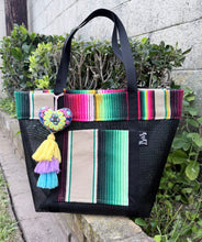 Load image into Gallery viewer, Sarape Mesh Tote Bag Brown w/ pompón