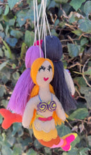 Load image into Gallery viewer, La Sirenita Pompón , Mermaid Pompom Tassel
