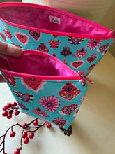 Load image into Gallery viewer, Sacred Hearts 2pc Gift Set