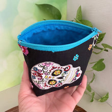 Load image into Gallery viewer, Mini Zipper Pouch / Calaveras Glitter