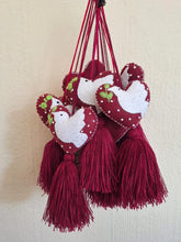 Load image into Gallery viewer, La Palomita Pompón