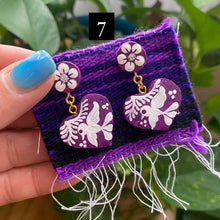 Load image into Gallery viewer, Los Pajaritos Aretes, Heart w/Birds Earrings