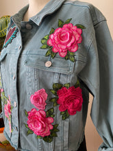 Load image into Gallery viewer, Isas Las Flores Cropped Teal Denim Jacket - oversized Medium