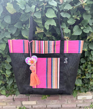 Load image into Gallery viewer, Sarape Mesh Tote Bag/Pink w/pompón