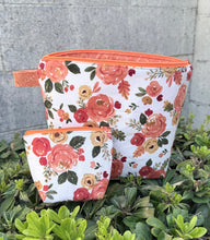 Load image into Gallery viewer, Mini Zipper Pouch/ Orange Blossoms