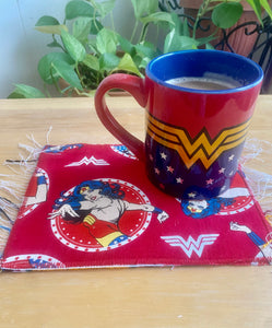 Mug Rug /Sarape Reversible Tapetito- Wonder Woman