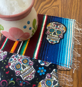 Mug Rug/ Sarape Reversible Tapetito - Calaca/Sugar Skull