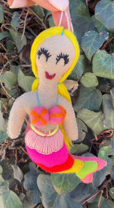 La Sirenita Pompón , Mermaid Pompom Tassel