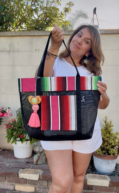 Sarape Mesh Tote Bag Pink w/ Pómpon