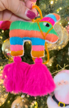 Load image into Gallery viewer, La Piñata Christmas Pompón tassel
