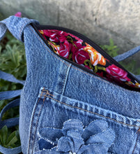 Load image into Gallery viewer, La Denim Bolsita/ Denim Crossbody bag w/flower #10