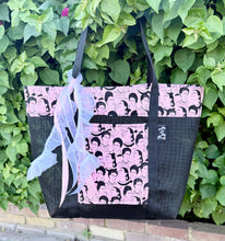 Load image into Gallery viewer, Frida Mesh Tote bag Pink w/ Ribbons