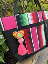 Load image into Gallery viewer, Sarape Mesh Tote Bag Pink w/ Pómpon