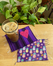 Load image into Gallery viewer, Mug Rug Sarape Reversible Tapetito - Piñas