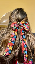 Load image into Gallery viewer, El Moñito /The Bow