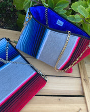 Load image into Gallery viewer, Sarape Crossbody Bag/ Grey