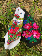 Load image into Gallery viewer, Pañuelos Quialana, Pañoletas de Flores, Floral Scarf