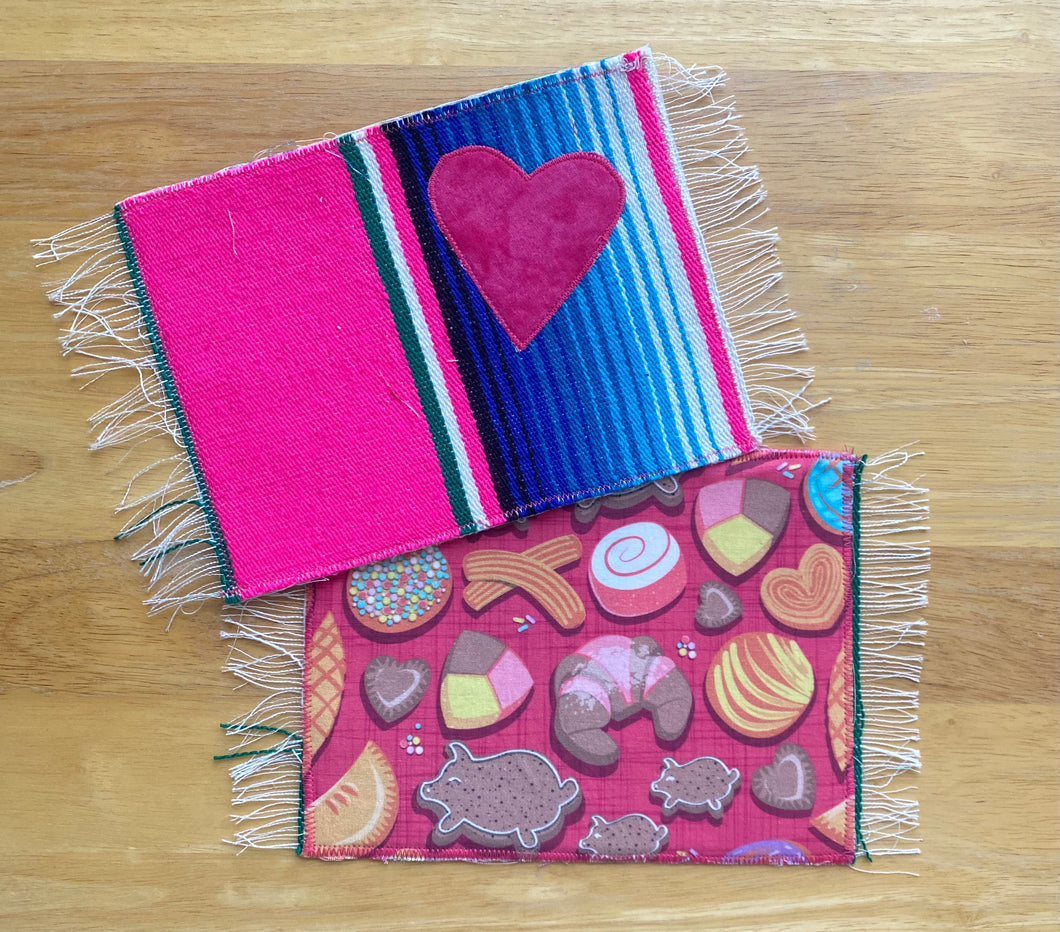 Mug Rug/ Sarape Reversible Tapetito - Pink/ Pan Dulce