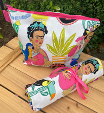 Load image into Gallery viewer, Be Bold Frida  Makeup Bag - Pink