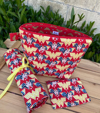 Load image into Gallery viewer, Wonder Woman  coin purse