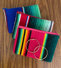 Load image into Gallery viewer, Sarape coin purse, Sarape zipper pouch